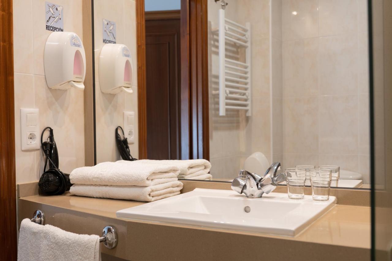Hotel Carlos 96 멜리데 외부 사진